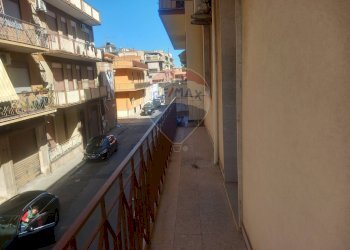 Balcone - Apartment VIA FIRENZE
 
15, Vittoria - photo 18