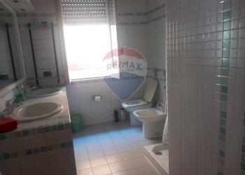 Bagno - Apartment VIA FIRENZE
 
15, Vittoria - photo 42