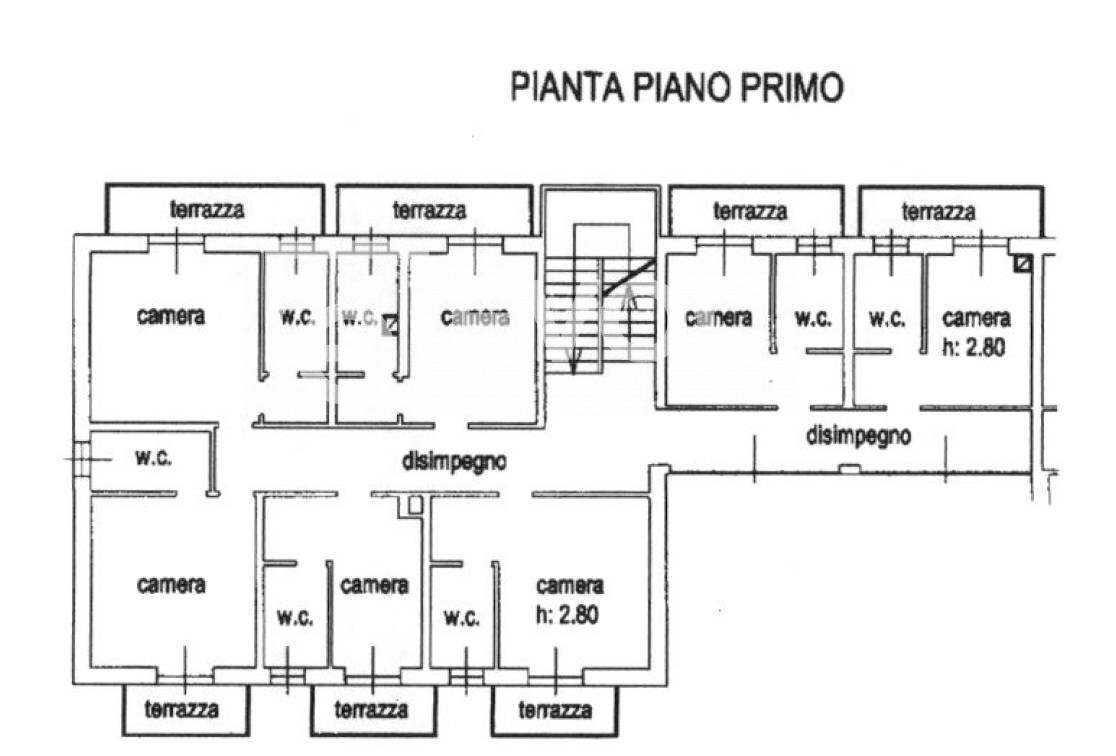 Foto 14 - Locale Commerciale Piazza Dedicata ai Caduti per la Libertà, Castelnovo del Friuli - planimetria 1
