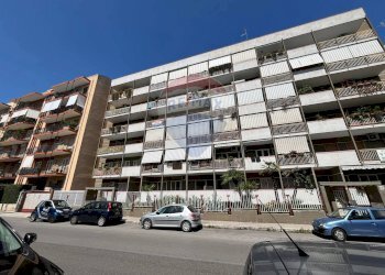 Edificio all\'aperto - Quadrilocale Via Giulio Petroni
 
109/A, Bari - foto 3