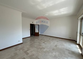 Stanza vuota - Quadrilocale Via Giulio Petroni
 
109/A, Bari - foto 6