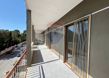 Balcone - Quadrilocale Via Giulio Petroni
 
109/A, Bari - foto 13