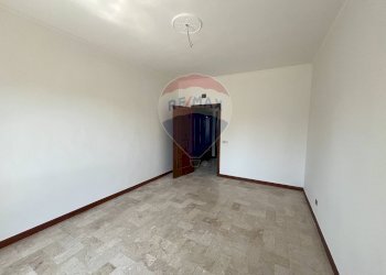 Stanza vuota - Quadrilocale Via Giulio Petroni
 
109/A, Bari - foto 21