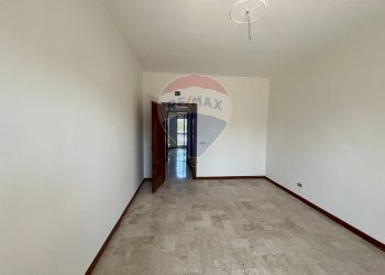 Stanza vuota - Quadrilocale Via Giulio Petroni
 
109/A, Bari - foto 22