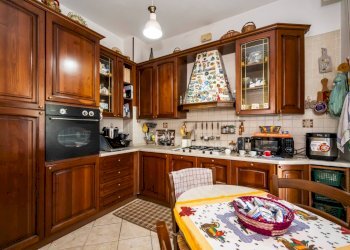 Foto 9 - Trilocale Via Antonio Canova
 
15, Varese - foto 9