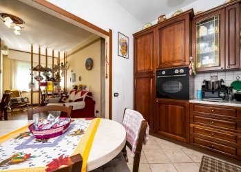 Foto 12 - Trilocale Via Antonio Canova
 
15, Varese - foto 12