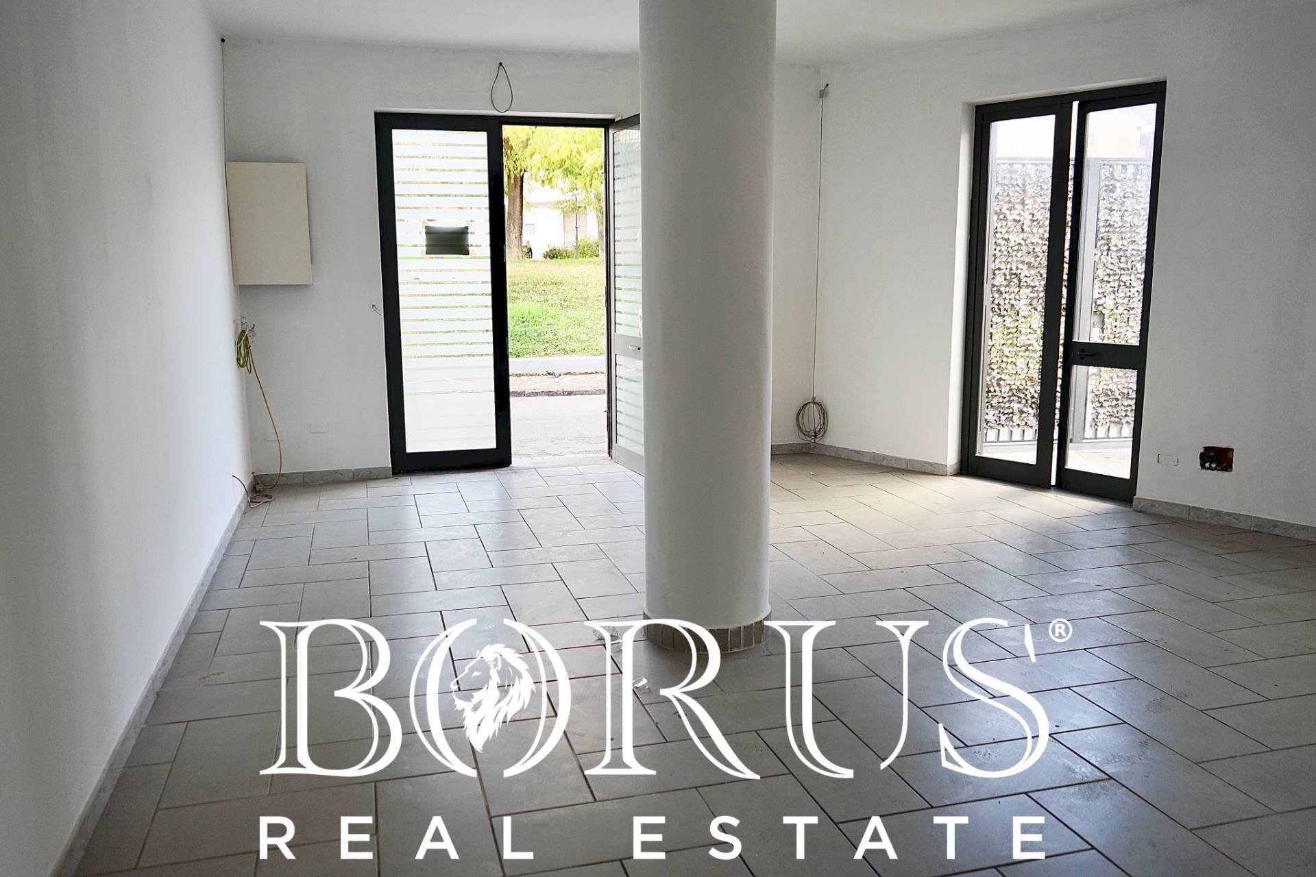 Foto 1 - Locale Commerciale via Salzano, Lusciano - foto 1