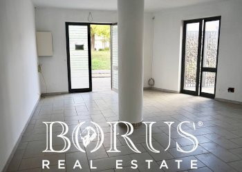 Foto 1 - Locale Commerciale via Salzano, Lusciano - foto 1