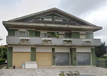 facciata - Trilocale Tavo
 
289, Pescara - foto 9