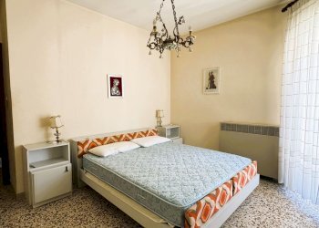 camera da letto - Appartamento Atri
5, Sulmona - foto 15