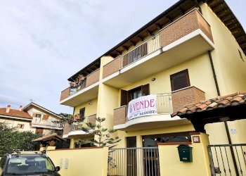 facciata - Casa semi indipendente S. Carlo Borromeo
 
12, Montesilvano - foto 3