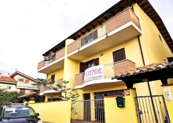 facciata - Casa semi indipendente S. Carlo Borromeo
 
12, Montesilvano - foto 4