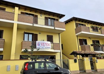 facciata - Casa semi indipendente S. Carlo Borromeo
 
12, Montesilvano - foto 6