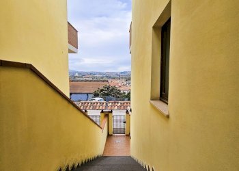 facciata - Casa semi indipendente S. Carlo Borromeo
 
12, Montesilvano - foto 11