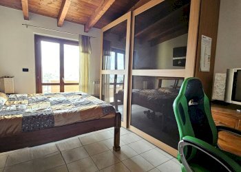 camera da letto - Casa semi indipendente S. Carlo Borromeo
 
12, Montesilvano - foto 45