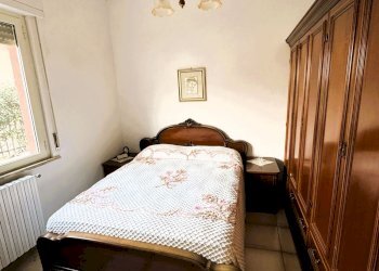 camera da letto - Appartamento Verdi
 
12, Bussi sul Tirino - foto 11