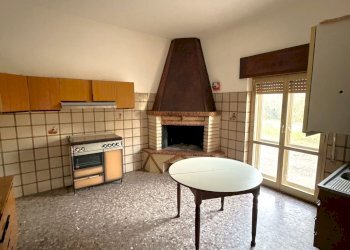 cucina - Casa semi indipendente di Vallerano, Rignano Flaminio - foto 8