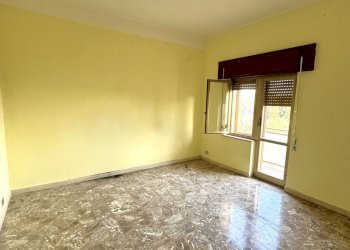 camera da letto - Casa semi indipendente di Vallerano, Rignano Flaminio - foto 9