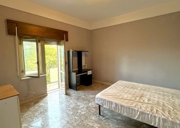 camera da letto - Casa semi indipendente di Vallerano, Rignano Flaminio - foto 11