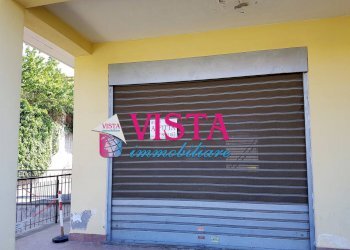 Foto 3 - Locale Commerciale Via Antonio Meucci
 
7, Rignano Flaminio - foto 3