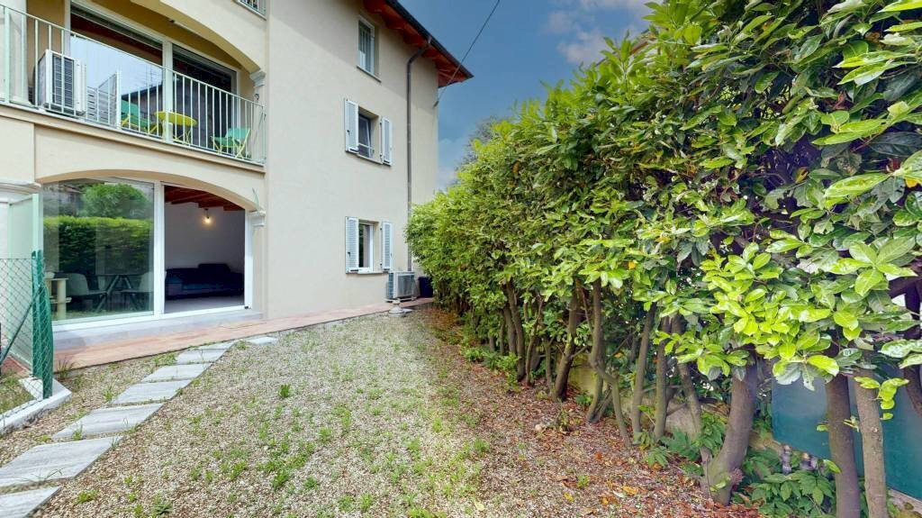 Giardino - Trilocale via Dante Alighieri, 1, Cantello - foto 2