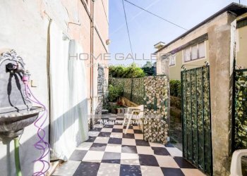 Giardino - Bilocale via Antica Romana di Quinto, Genova (zona Quarto) - foto 1