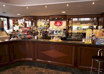 Interno non residenziale - Bar Tavola Calda - Fredda Andora - foto 1