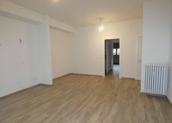 Cucina - Bilocale Alba - foto 1