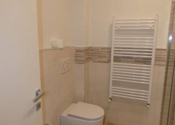 Bagno - Bilocale Alba - foto 6