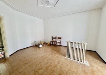 Salone - Appartamento via Giuseppe Craveia, 1, Biella - foto 8