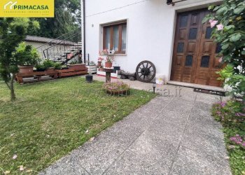 Giardino - Villa a Schiera via MONIEGO CENTRO, 35, Noale - foto 1