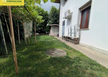 Giardino - Villa a Schiera via MONIEGO CENTRO, 35, Noale - foto 3