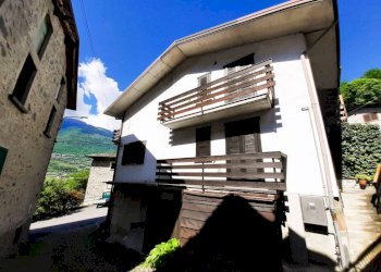 Facciata - Villa a Schiera via Valbona, Piateda - foto 3