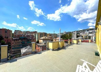 Terrazzo - Trilocale via Gabriele Rossetti, 10C, Genova (zona Quarto) - foto 9