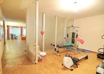 Magnifica villa in vendita ad Agrate Conturbia - palestra  - Villa Agrate Conturbia - foto 11