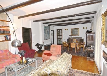 Magnifica villa in vendita ad Agrate Conturbia - soggiorno  - Villa Agrate Conturbia - foto 14