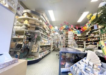 Negozio Via Andrea Agnello, Ravenna - foto 18