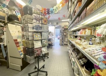 Negozio Via Andrea Agnello, Ravenna - foto 19