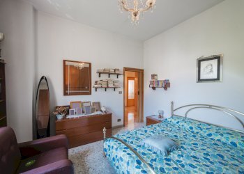 camera 1 app 1 - Villa Bifamiliare Via papa giovanni XXIII, 1, Valsamoggia (zona San Damaso) - foto 18