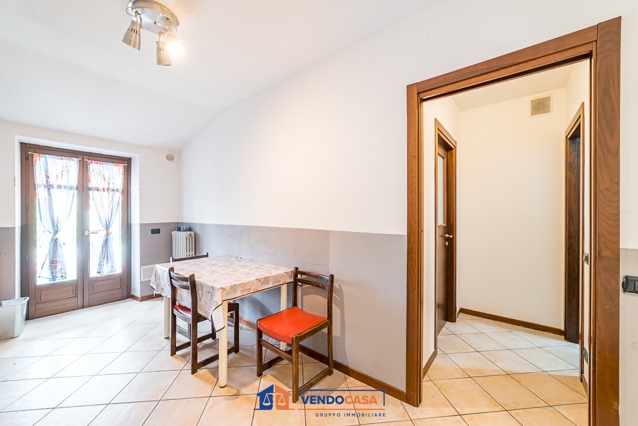 Two-room apartment Narzole - photo 3