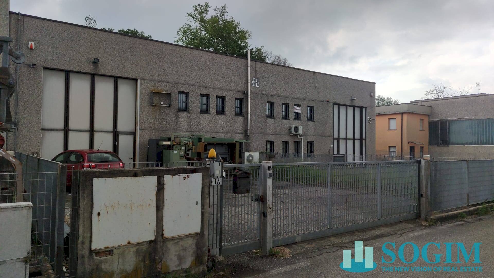 Foto 1 - Laboratorio Via Budriago
 
17, Carvico - foto 1