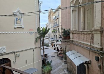 Edificio all\'aperto - Quadrilocale Strada Vallisa
 
82, Bari - foto 2