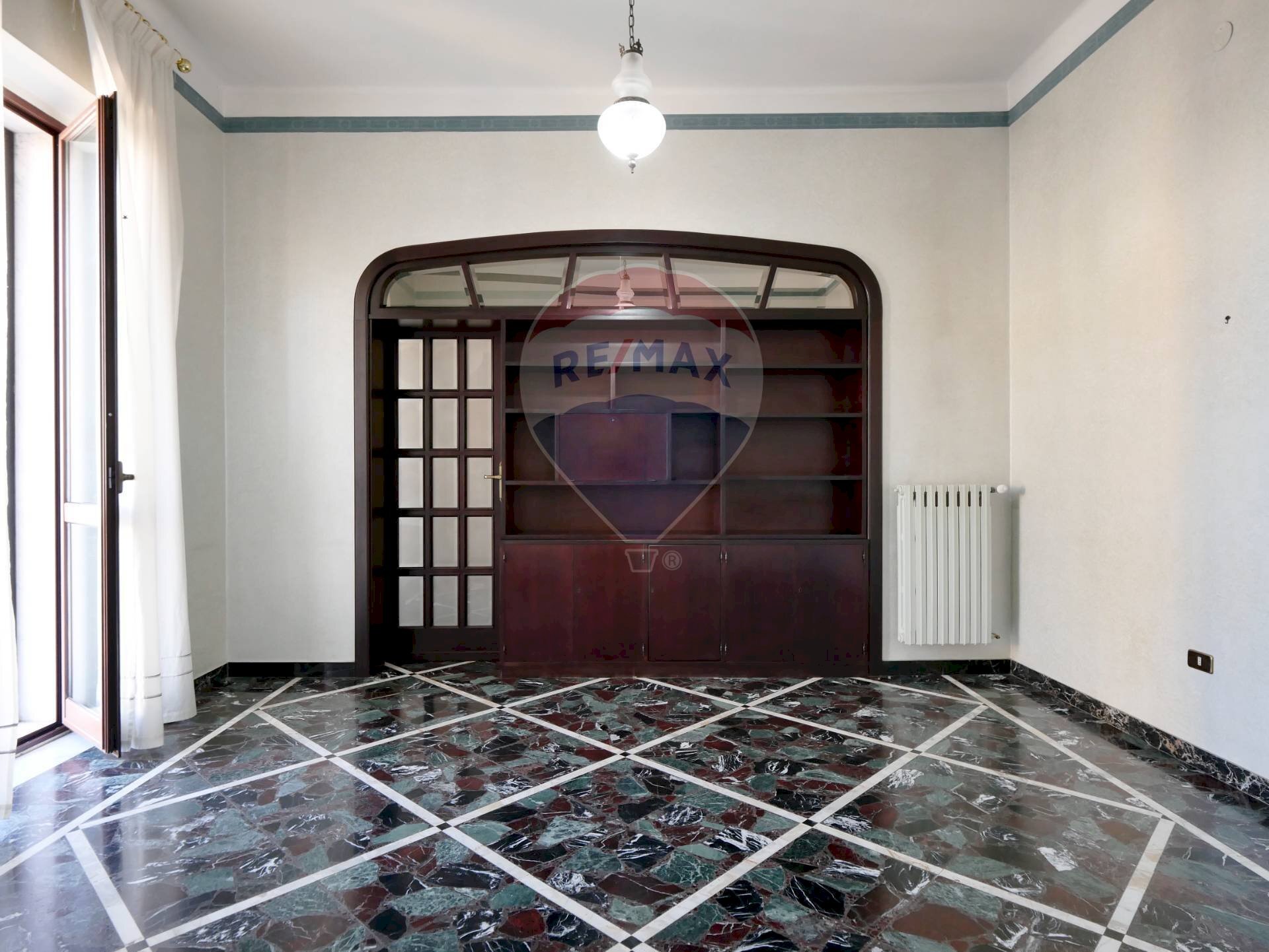 Stanza vuota - Semi-detached house Via Giuseppe Verdi
 
26, Bari - photo 1