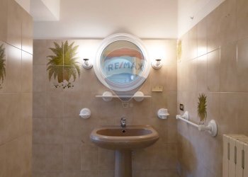 Bagno - Casa semi indipendente Via Giuseppe Verdi
 
26, Bari - foto 9