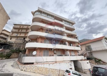 Edificio all\'aperto - Four-room apartment Via Provinciale
 
46, Monreale - photo 1