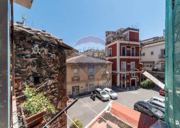 Edificio all\'aperto - Bilocale Via Santissima Trinità
 
15, Catania - foto 6