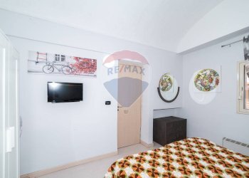 Camera / camera da letto - Bilocale Via Santissima Trinità
 
15, Catania - foto 24