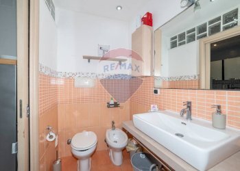 Bagno - Bilocale Via Santissima Trinità
 
15, Catania - foto 31