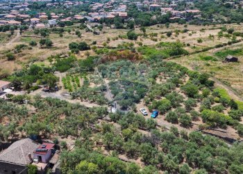 Vista delle montagne - Terreno edificabile Via Trigona, San Giovanni la Punta - foto 10