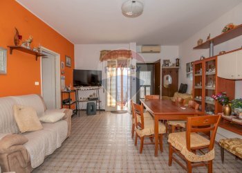 Sala da pranzo - Casa indipendente Via Carlo Goldoni
 
16, Grammichele - foto 1